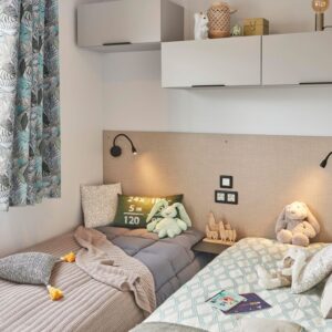 TAMARIS-CAC-ENFANTS-684x1024